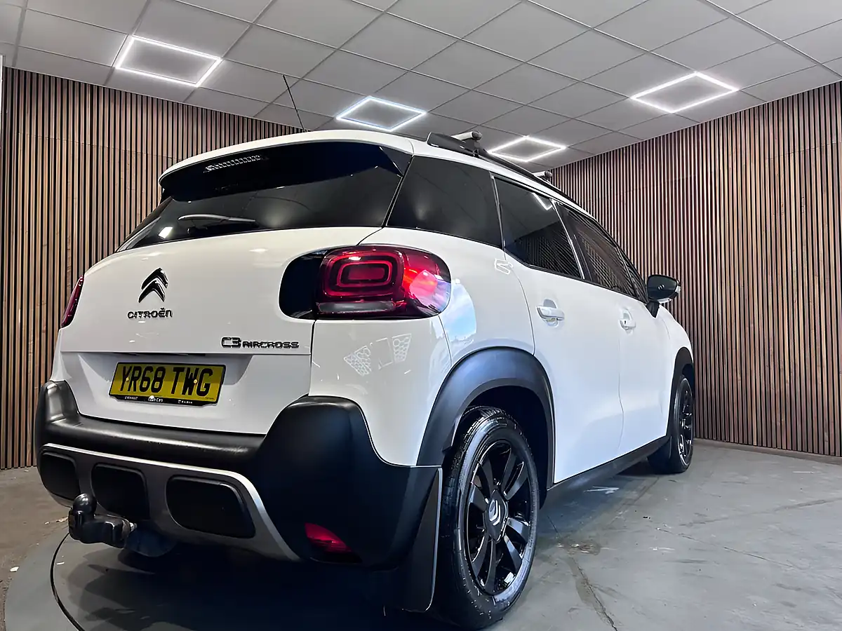 Used 2018 Citroen C3 Aircross Feel White - Interior and Exterior details 9