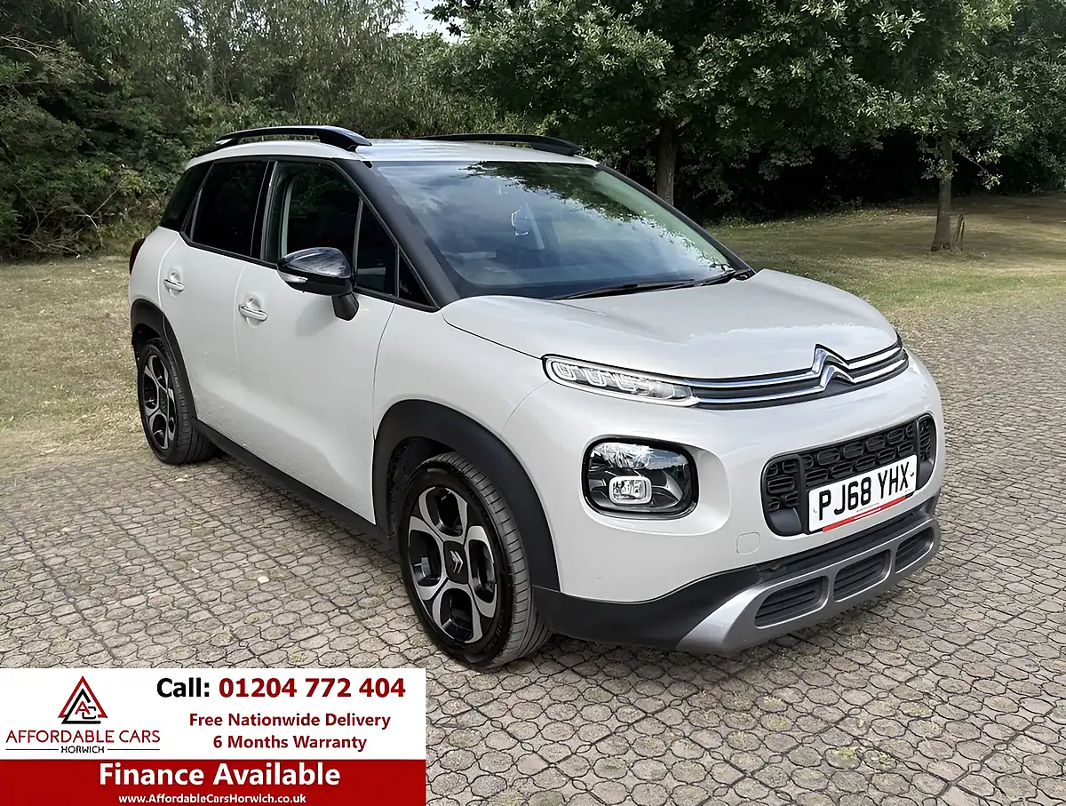Used 2018 Citroen C3 Aircross Flair Beige - Front View