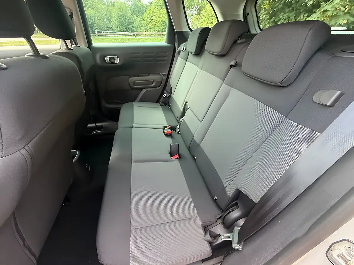 Used 2018 Citroen C3 Aircross Flair Beige - Interior and Exterior details 10