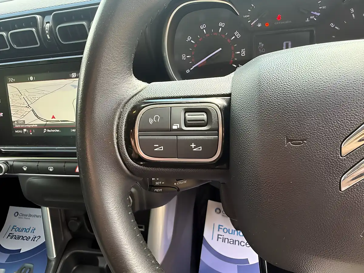 Used 2018 Citroen C3 Aircross Flair Beige - Interior and Exterior details 15