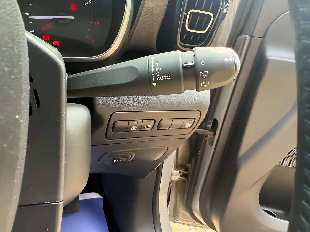 Used 2018 Citroen C3 Aircross Flair Beige - Interior and Exterior details 16