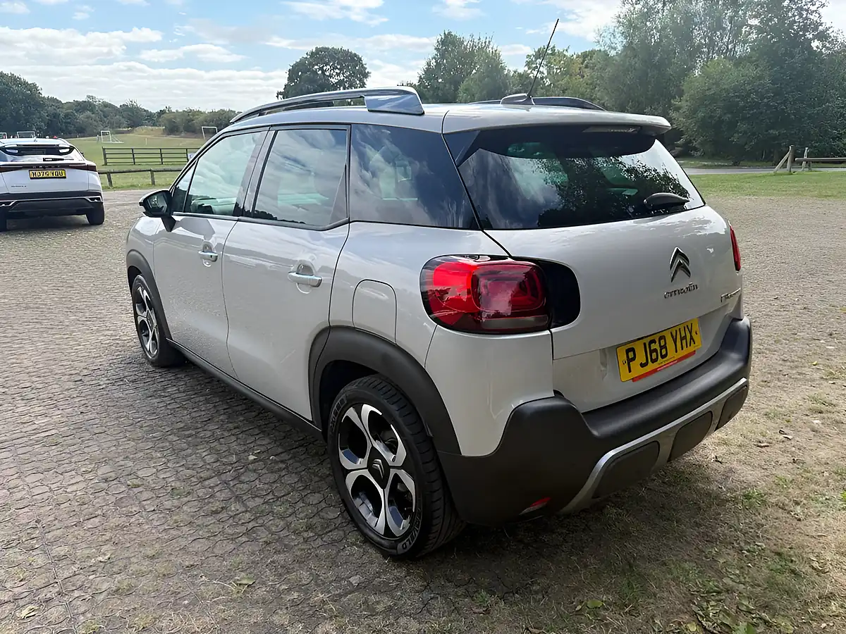 Used 2018 Citroen C3 Aircross Flair Beige - Interior and Exterior details 4
