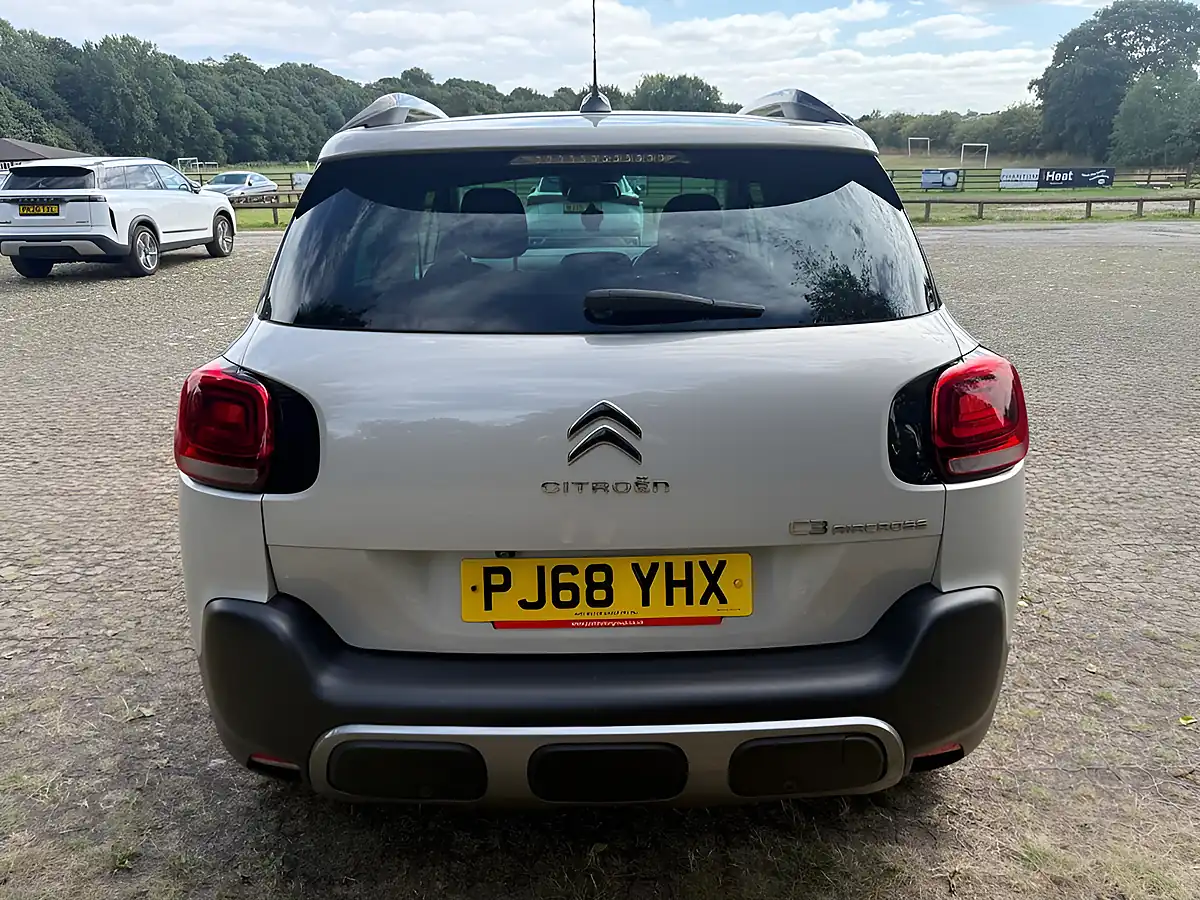Used 2018 Citroen C3 Aircross Flair Beige - Interior and Exterior details 5