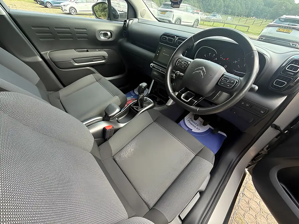 Used 2018 Citroen C3 Aircross Flair Beige - Interior and Exterior details 8