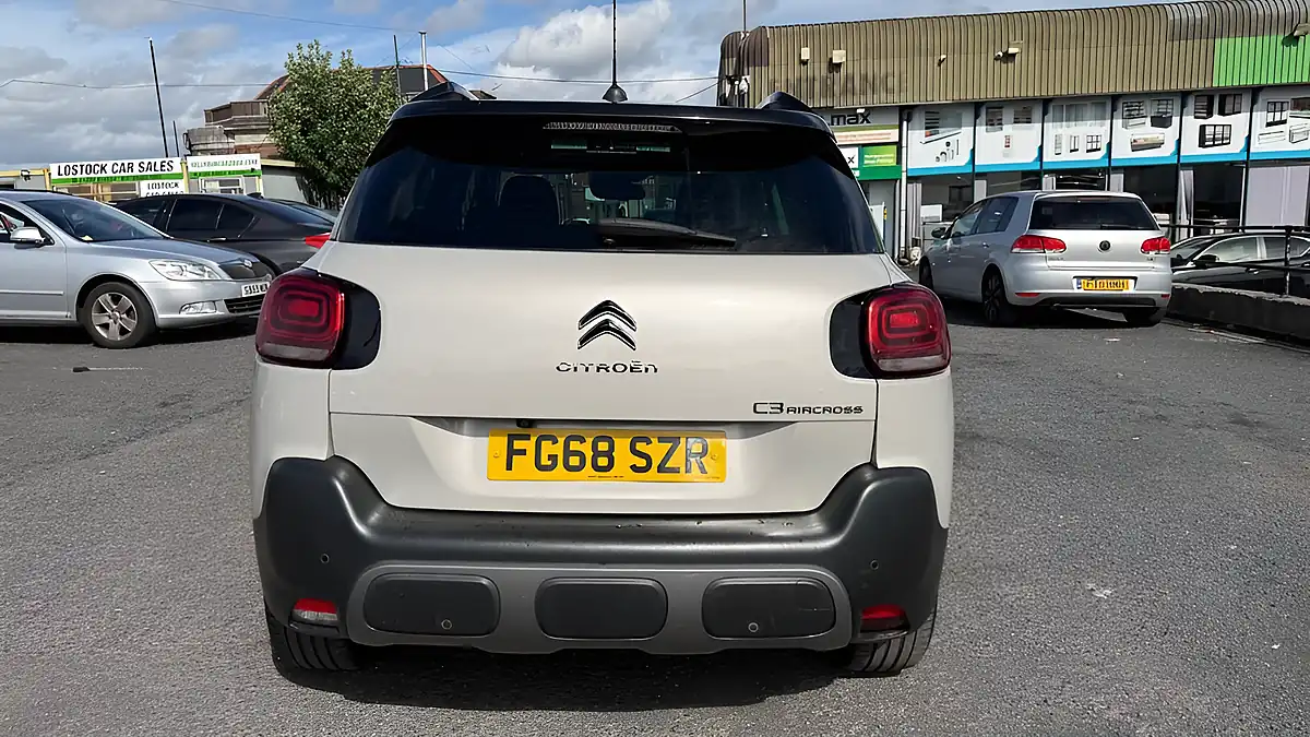Used 2018 Citroen C3 Aircross Flair Beige - Interior and Exterior details 18