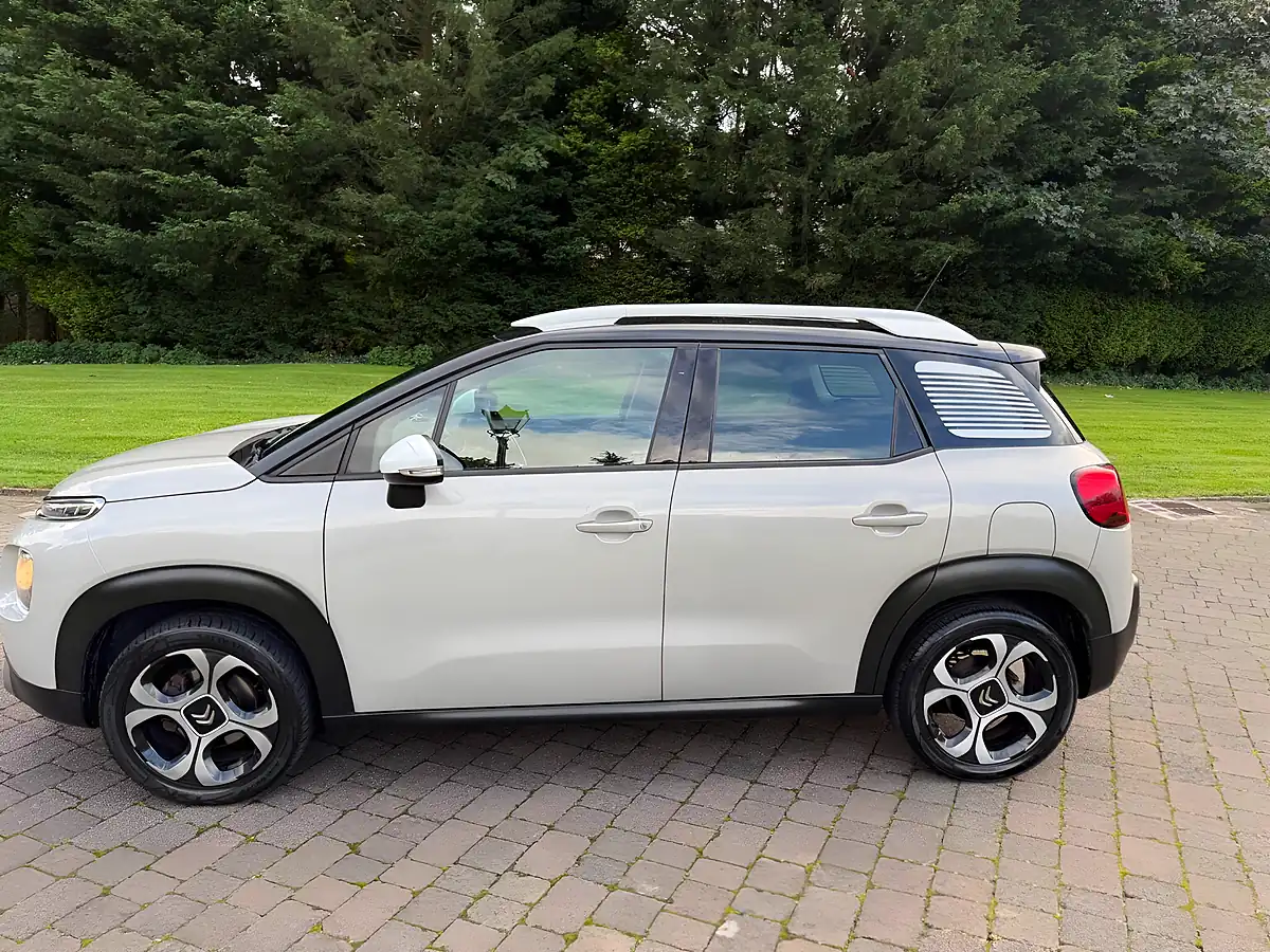 Used 2018 Citroen C3 Aircross Flair Beige - Interior and Exterior details 6