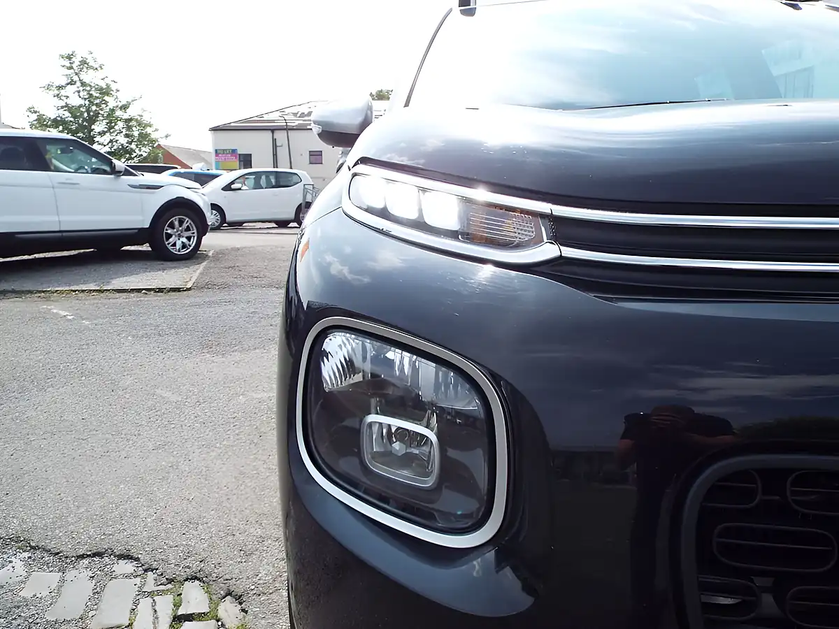Used 2018 Citroen C3 Aircross Flair Black - Interior and Exterior details 14