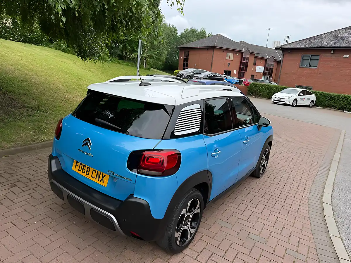 Used 2018 Citroen C3 Aircross Flair Blue - Interior and Exterior details 10