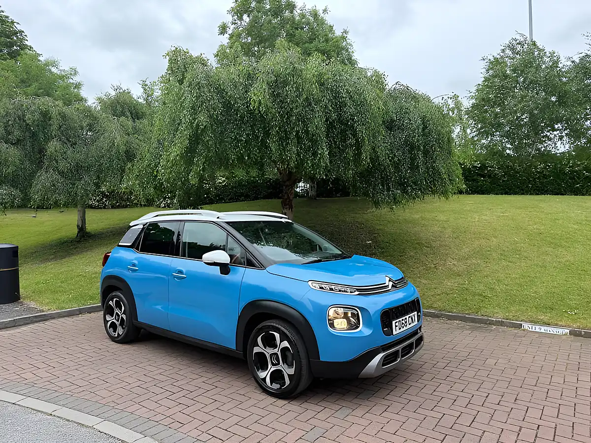 Used 2018 Citroen C3 Aircross Flair Blue - Interior and Exterior details 7