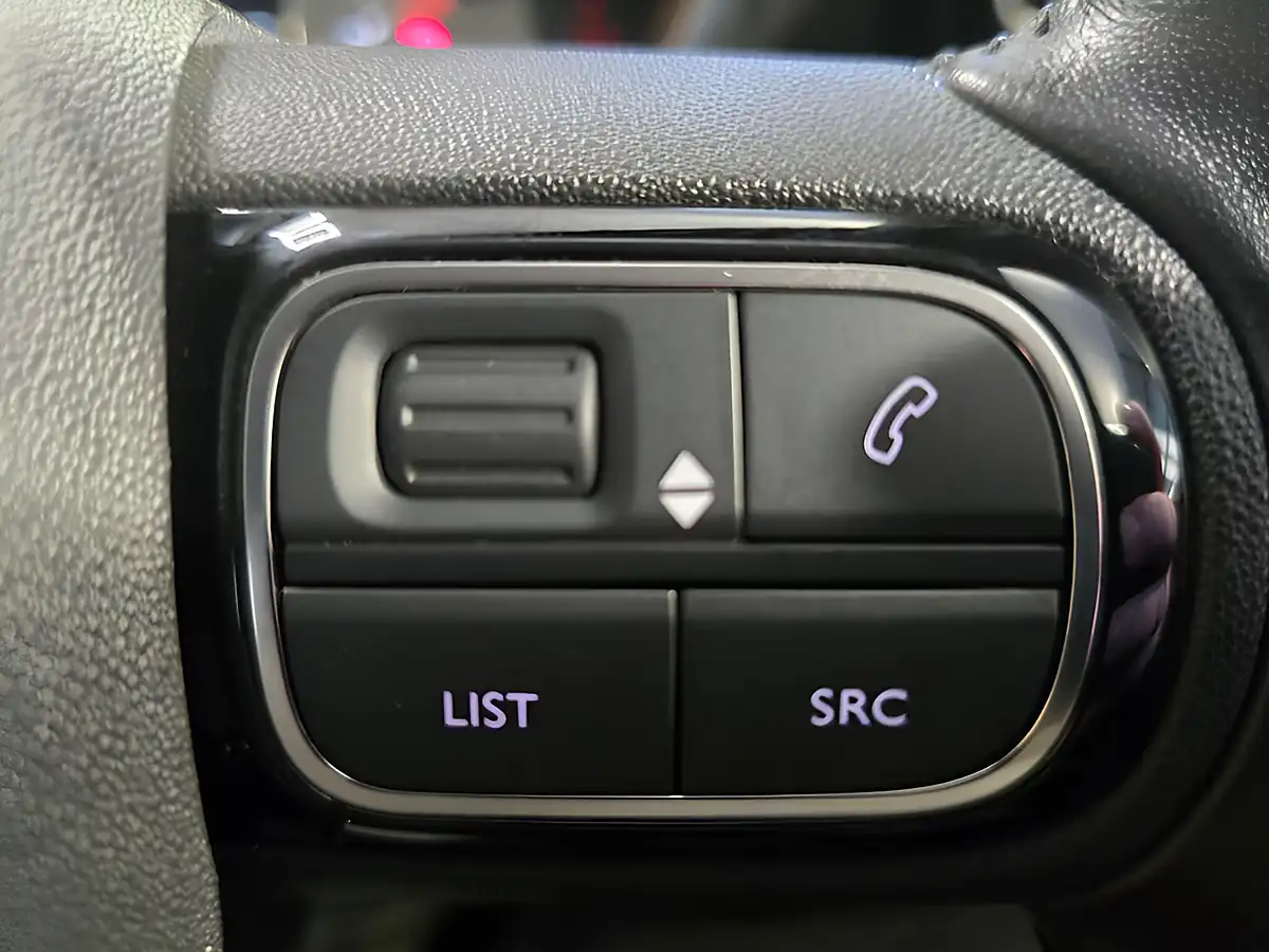 Used 2018 Citroen C3 Aircross Flair Grey - Interior and Exterior details 12