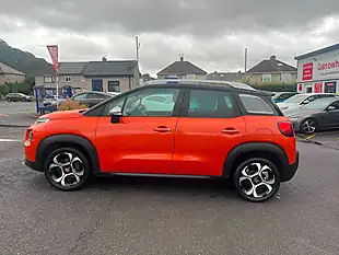 Used 2018 Citroen C3 Aircross Flair Orange - Interior and Exterior details 9