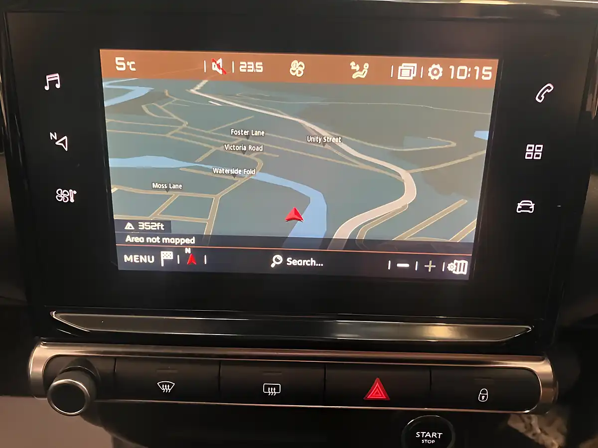 Used 2018 Citroen C3 Aircross Flair Silver - Interior and Exterior details 14