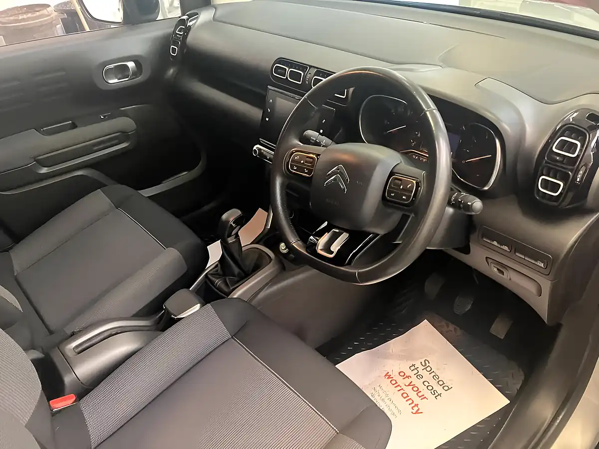 Used 2018 Citroen C3 Aircross Flair Silver - Interior and Exterior details 9
