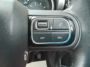 Used 2018 Citroen C3 Aircross Flair White - Interior and Exterior details 16