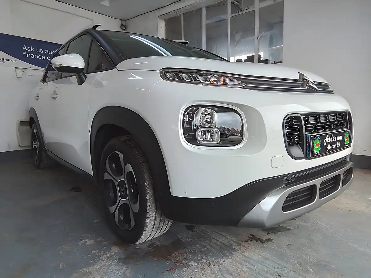 Used 2018 Citroen C3 Aircross Flair White - Interior and Exterior details 3