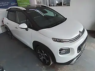 Used 2018 Citroen C3 Aircross Flair White - Interior and Exterior details 4