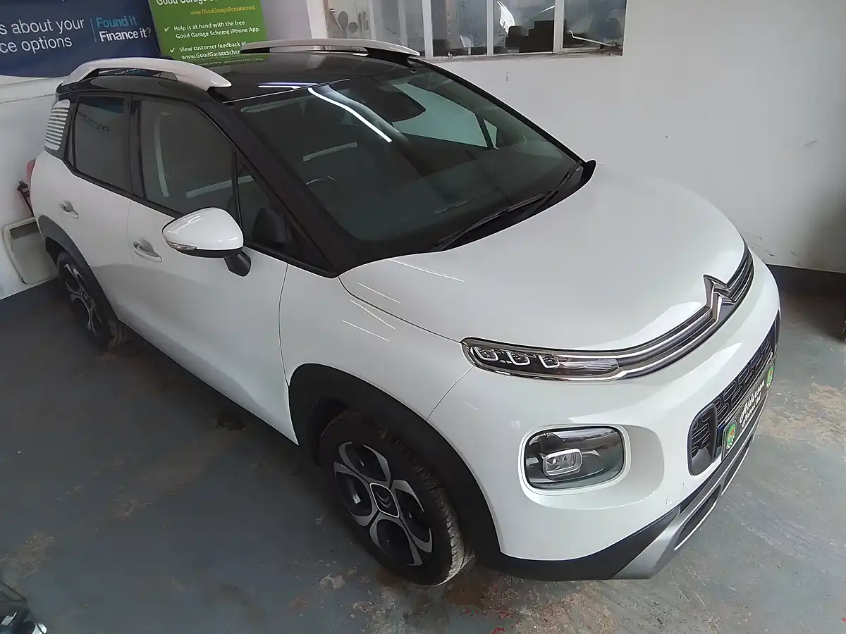 Used 2018 Citroen C3 Aircross Flair White - Interior and Exterior details 4
