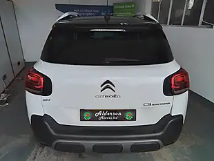 Used 2018 Citroen C3 Aircross Flair White - Interior and Exterior details 6