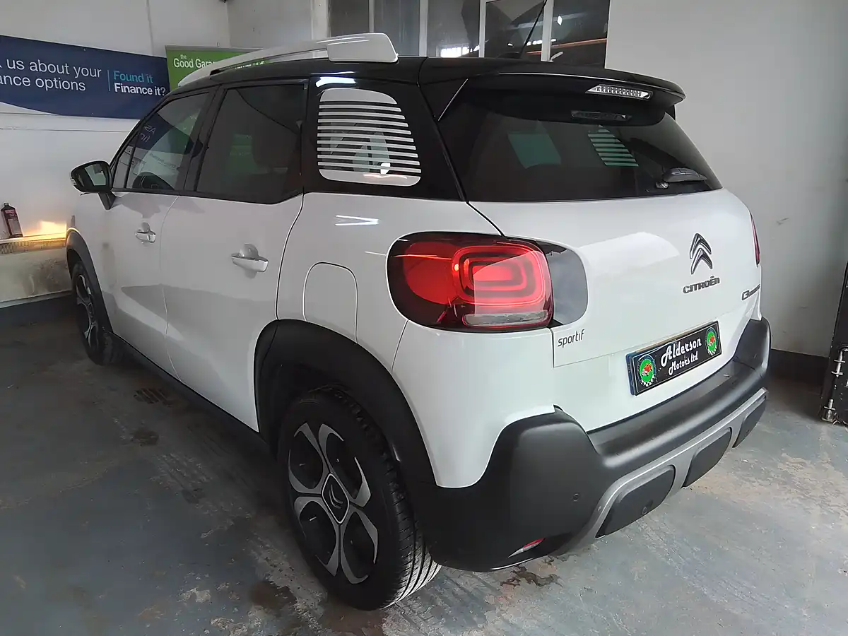 Used 2018 Citroen C3 Aircross Flair White - Interior and Exterior details 9