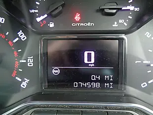 Used 2018 Citroen C3 Aircross Flair White - Interior and Exterior details 18
