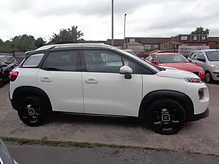 Used 2018 Citroen C3 Aircross Flair White - Interior and Exterior details 5
