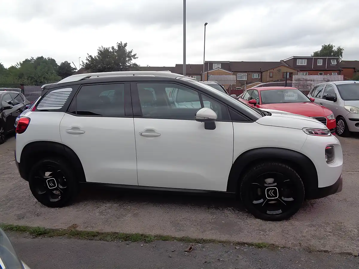 Used 2018 Citroen C3 Aircross Flair White - Interior and Exterior details 5