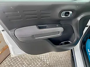 Used 2018 Citroen C3 Aircross Flair White - Interior and Exterior details 17
