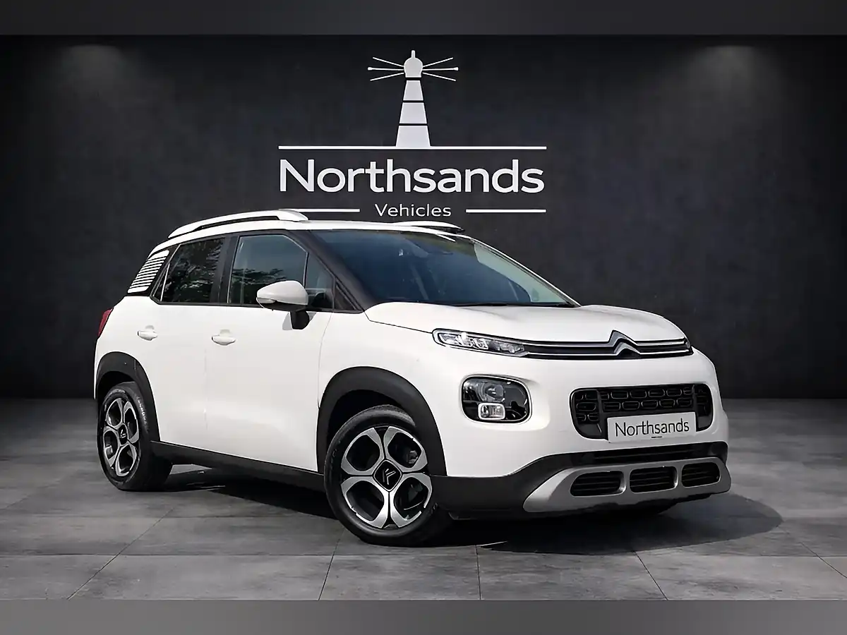Used 2018 Citroen C3 Aircross Flair White - Front View