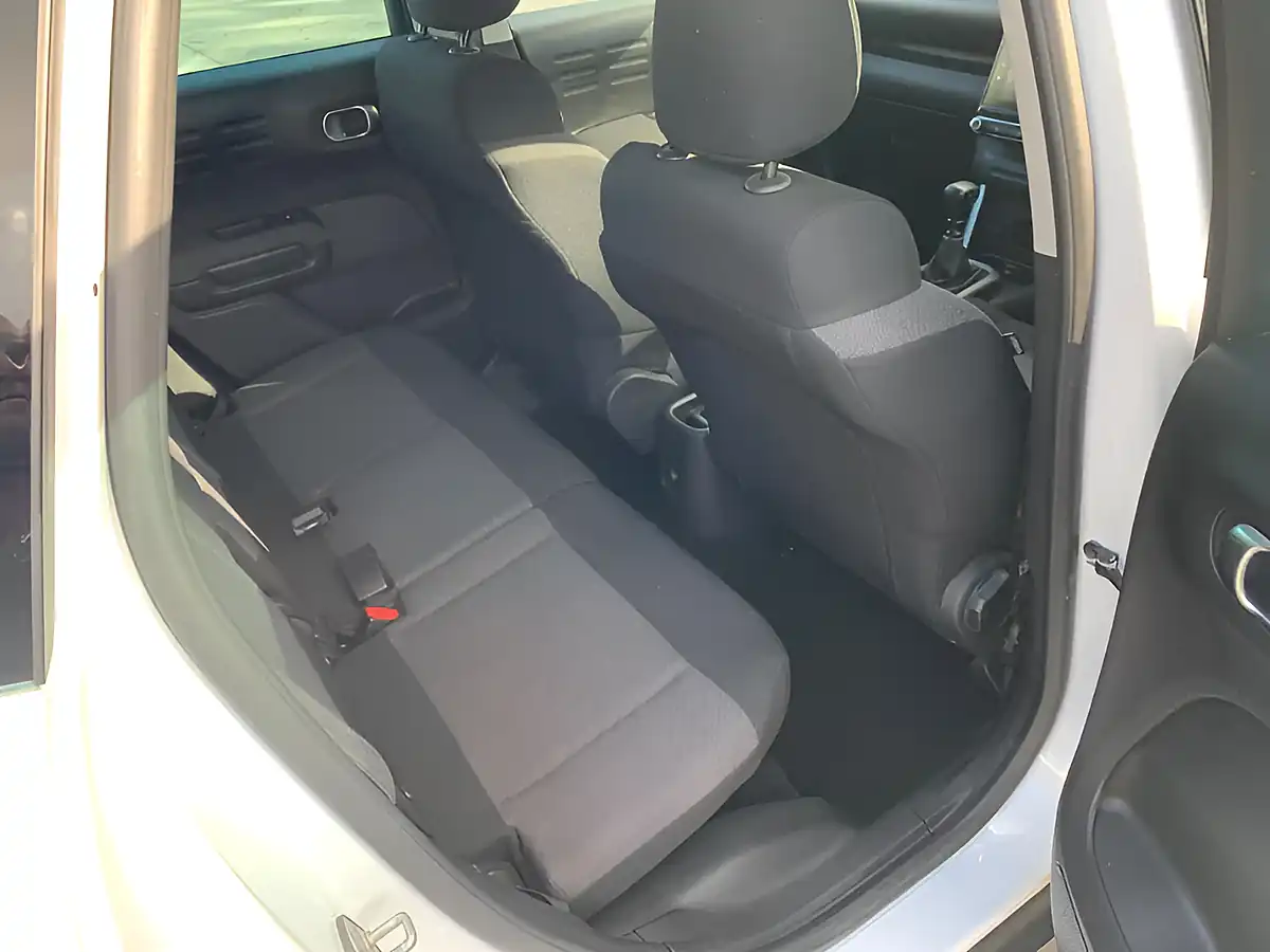 Used 2018 Citroen C3 Aircross Flair White - Interior and Exterior details 14