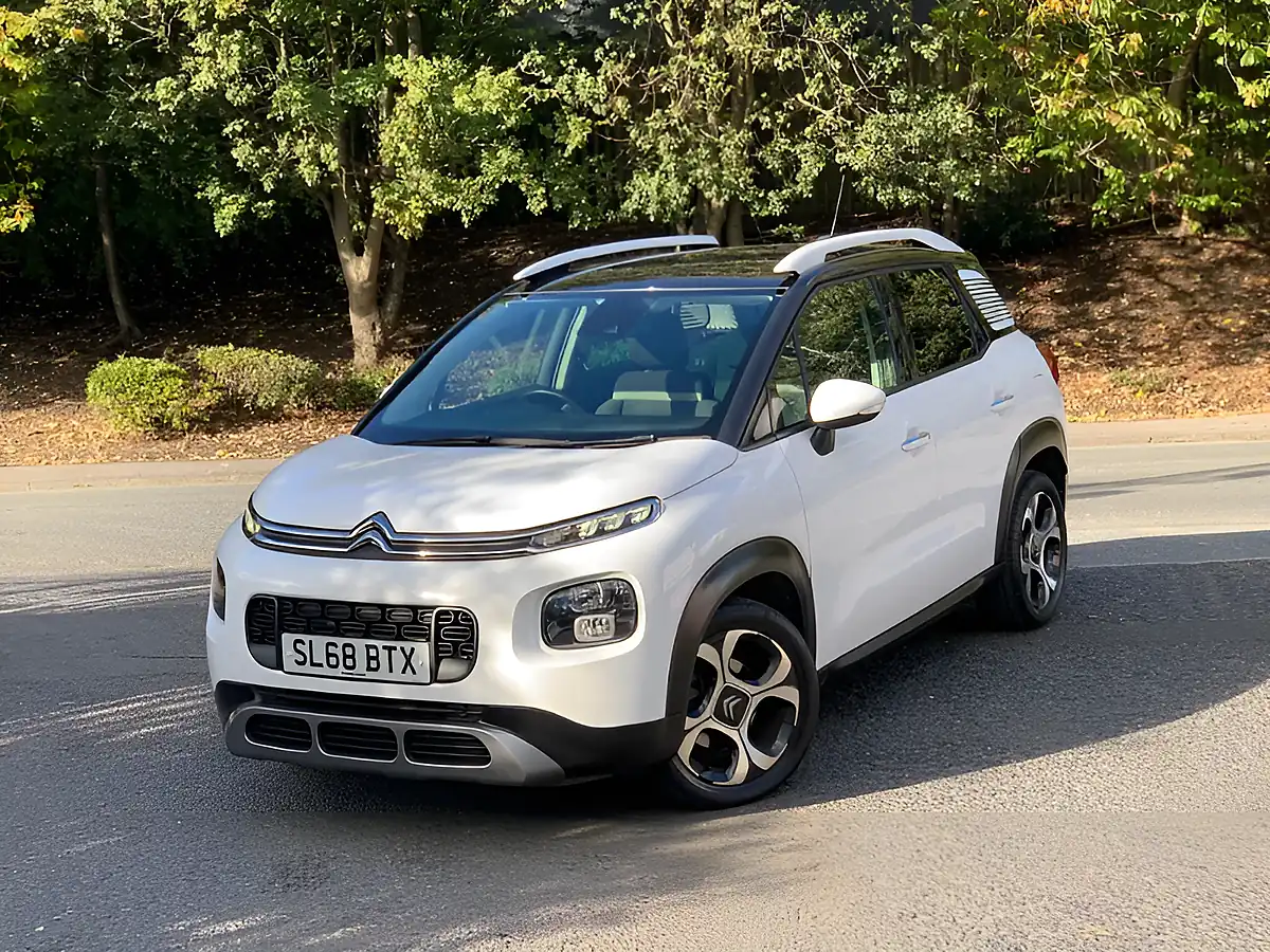 Used 2018 Citroen C3 Aircross Flair White - Interior and Exterior details 7