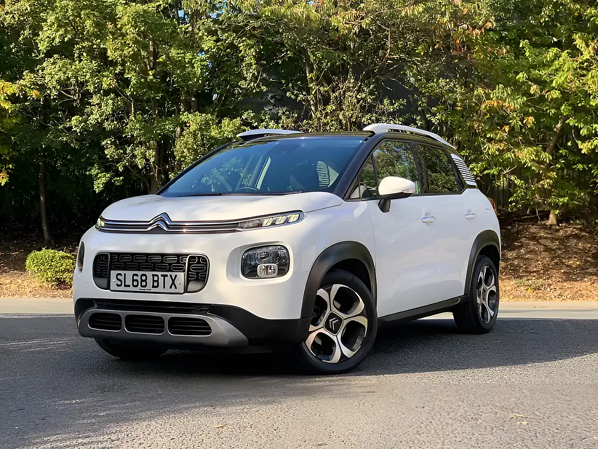 Used 2018 Citroen C3 Aircross Flair White - Interior and Exterior details 8