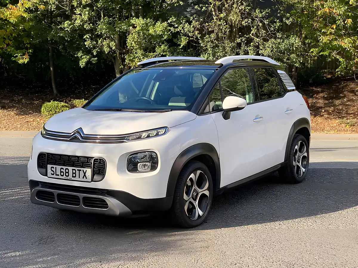 Used 2018 Citroen C3 Aircross Flair White - Interior and Exterior details 9