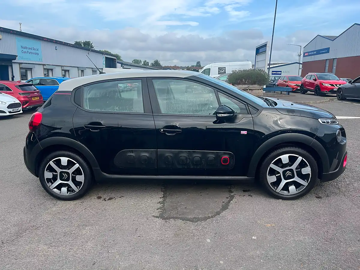 Used 2018 Citroen C3 Elle Black - Interior and Exterior details 4