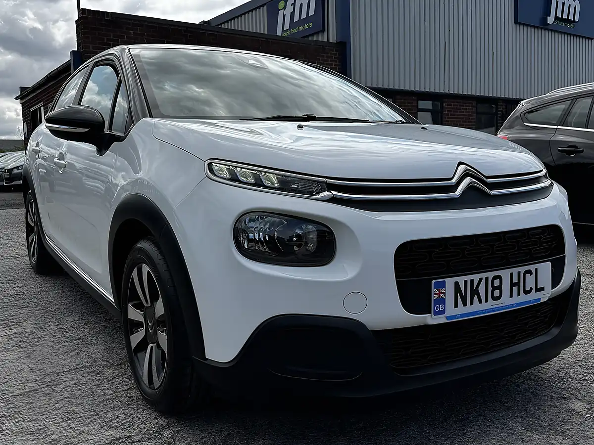 Used 2018 Citroen C3 Feel Banquise White - Interior and Exterior details 19