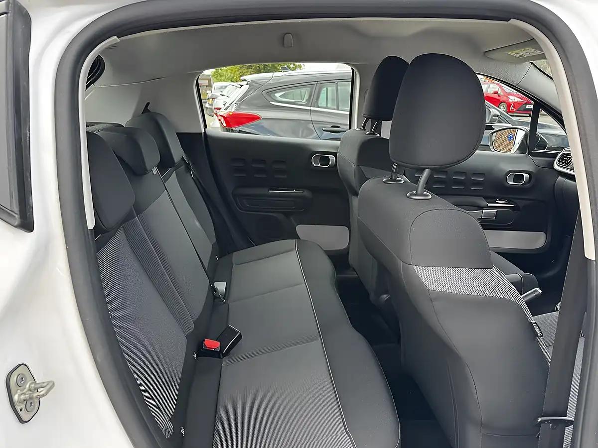 Used 2018 Citroen C3 Feel Banquise White - Interior and Exterior details 4