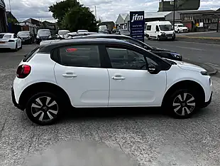 Used 2018 Citroen C3 Feel Banquise White - Interior and Exterior details 5