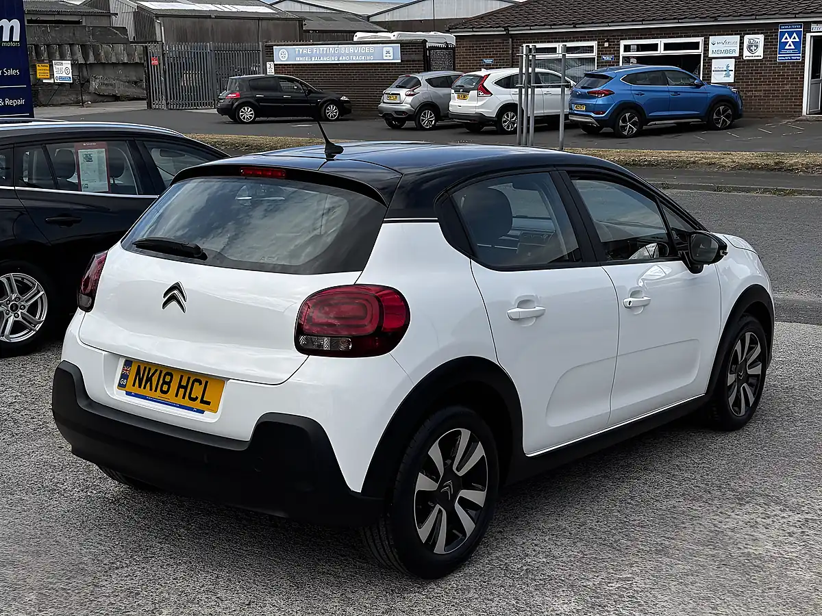 Used 2018 Citroen C3 Feel Banquise White - Interior and Exterior details 6