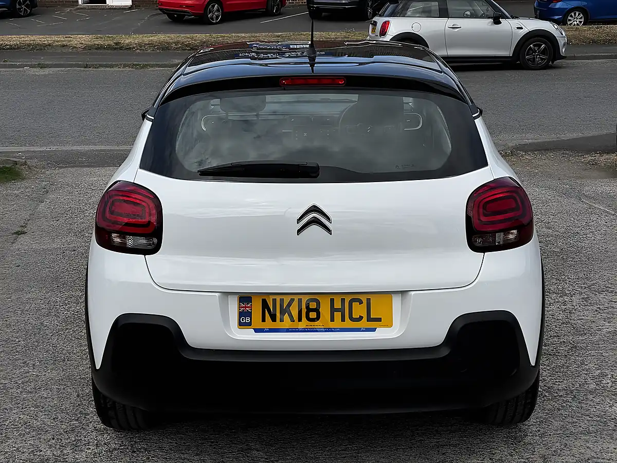 Used 2018 Citroen C3 Feel Banquise White - Interior and Exterior details 7