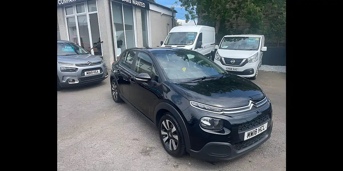 Used 2018 Citroen C3 Feel Black - Front View