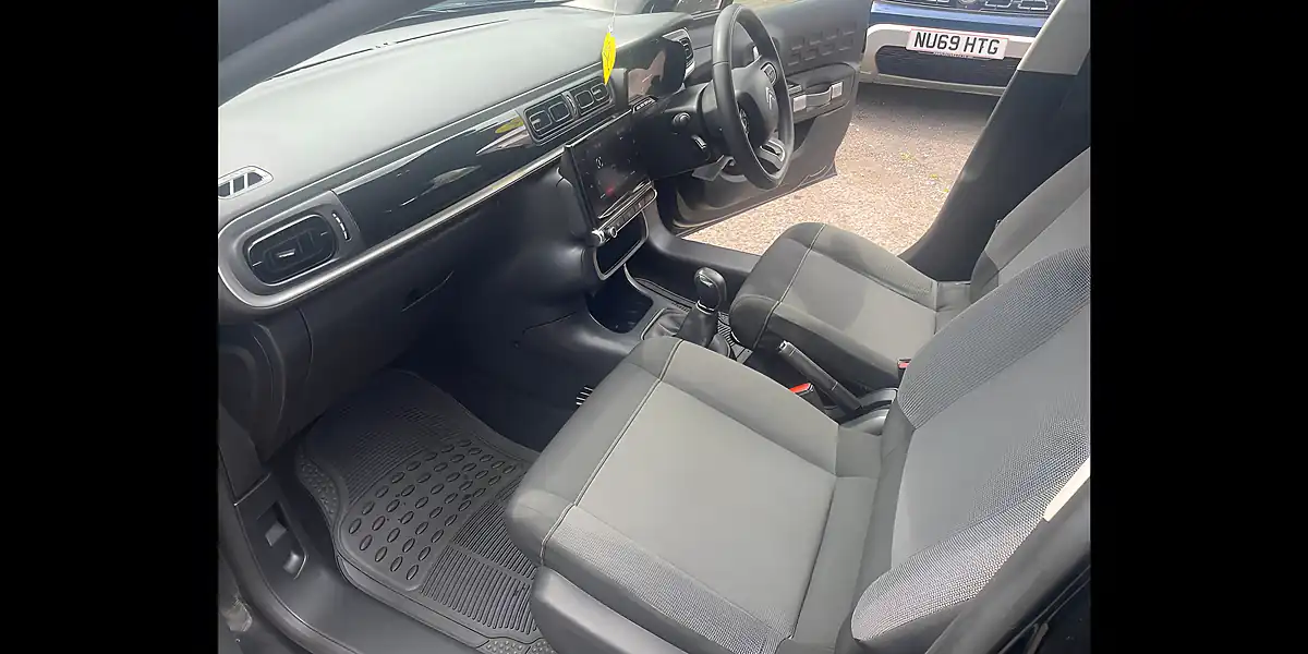 Used 2018 Citroen C3 Feel Black - Interior and Exterior details 9