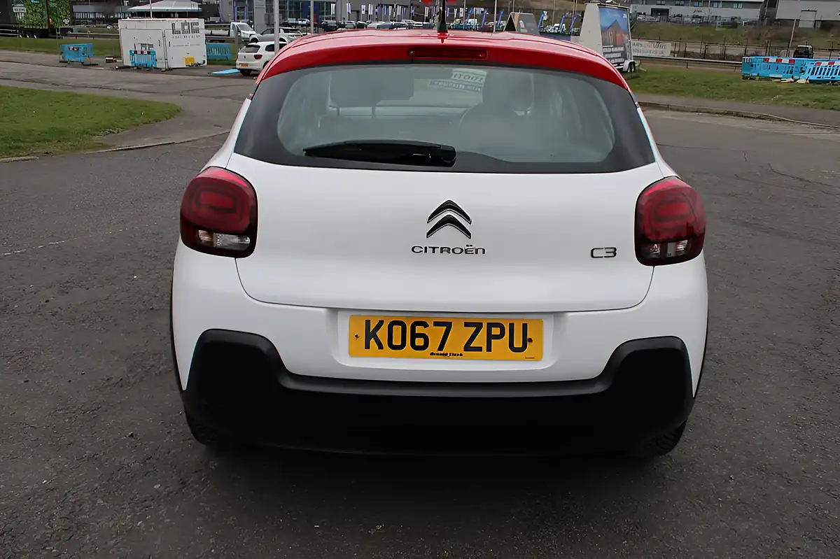 Used 2018 Citroen C3 Feel White - Interior and Exterior details 11