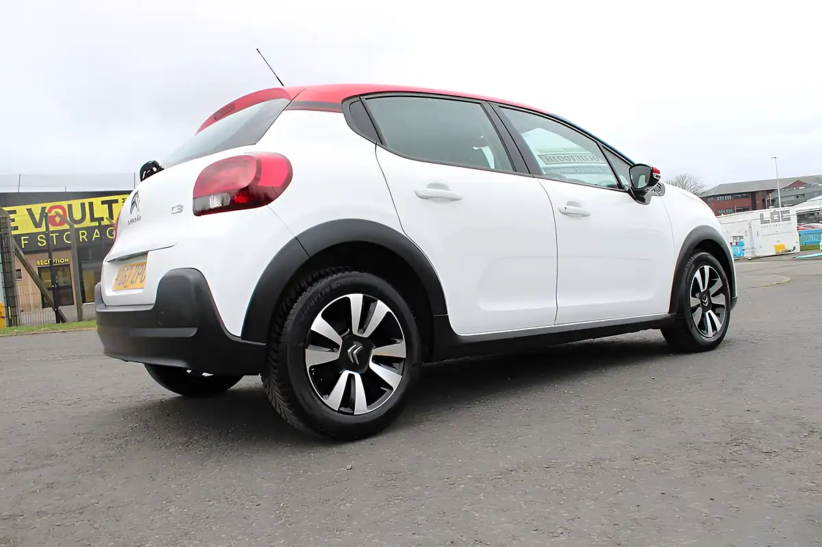 Used 2018 Citroen C3 Feel White - Interior and Exterior details 13