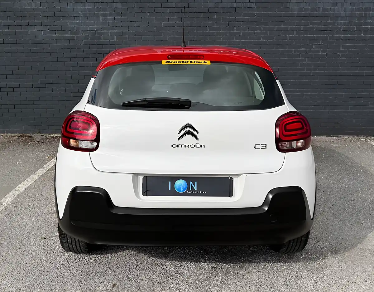 Used 2018 Citroen C3 Feel White - Interior and Exterior details 12
