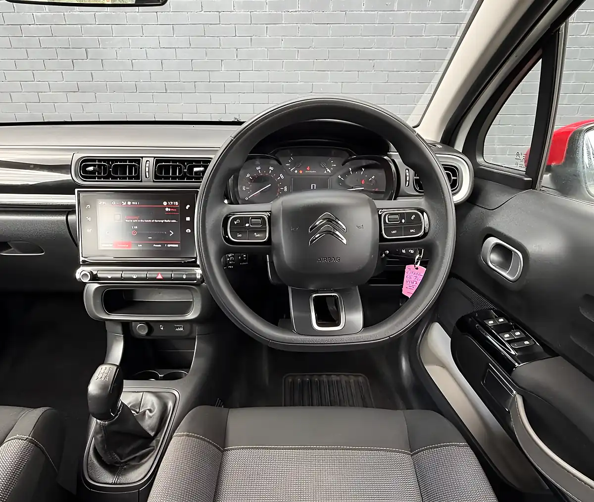Used 2018 Citroen C3 Feel White - Interior and Exterior details 13