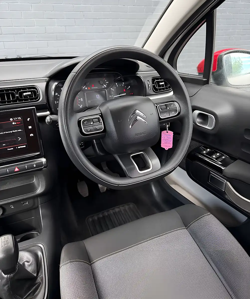 Used 2018 Citroen C3 Feel White - Interior and Exterior details 14