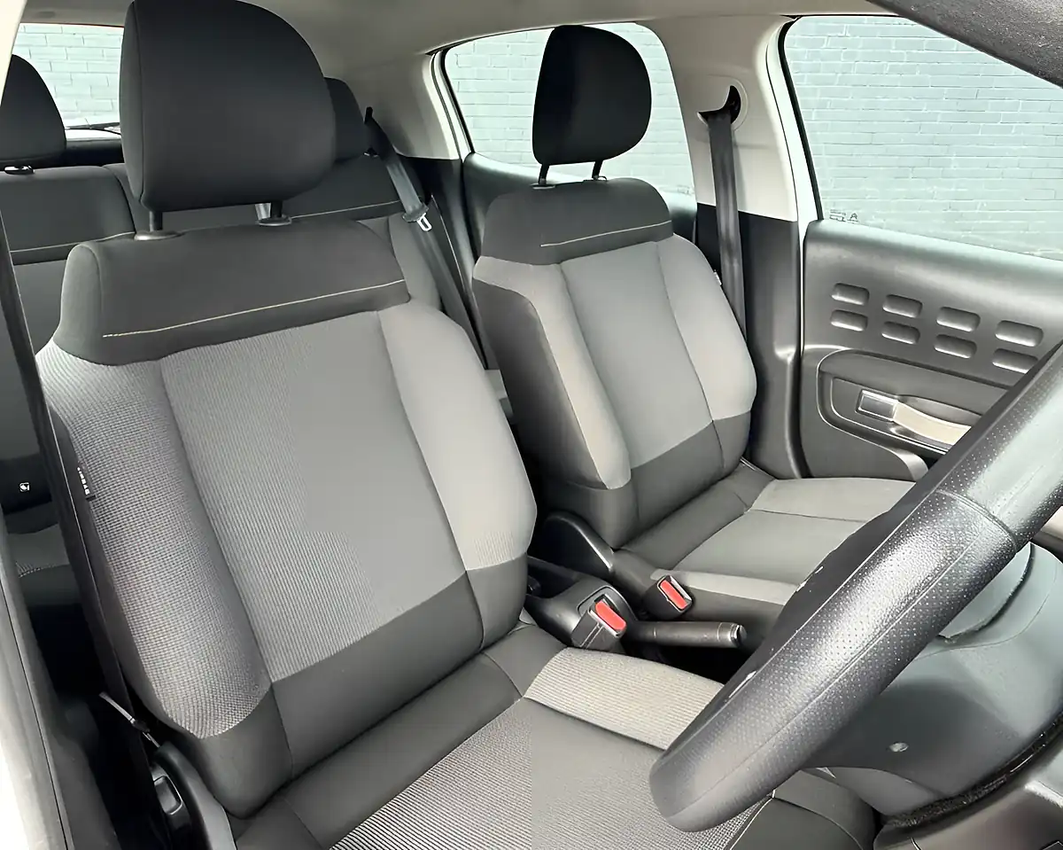 Used 2018 Citroen C3 Feel White - Interior and Exterior details 18