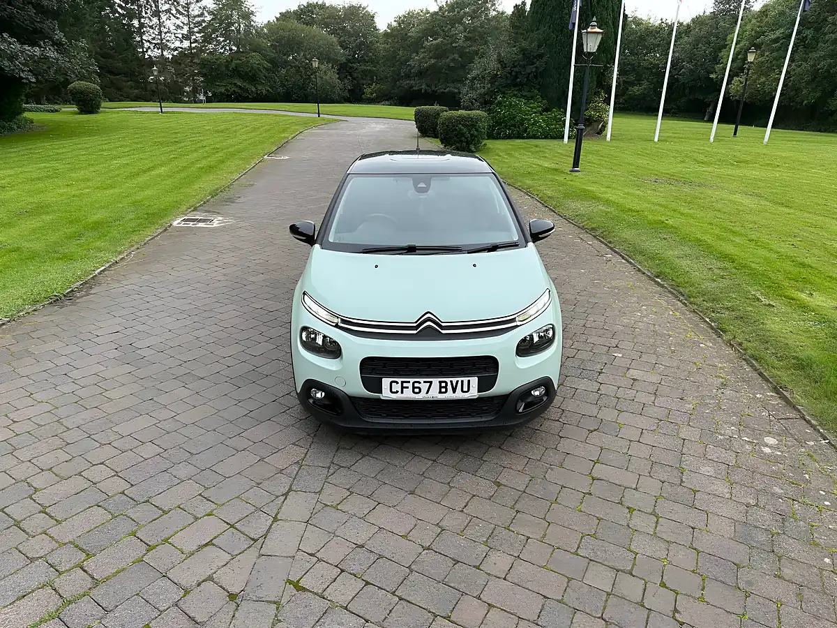 Used 2018 Citroen C3 Flair Green - Interior and Exterior details 10