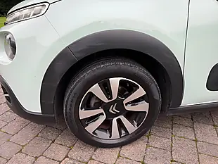 Used 2018 Citroen C3 Flair Green - Interior and Exterior details 11