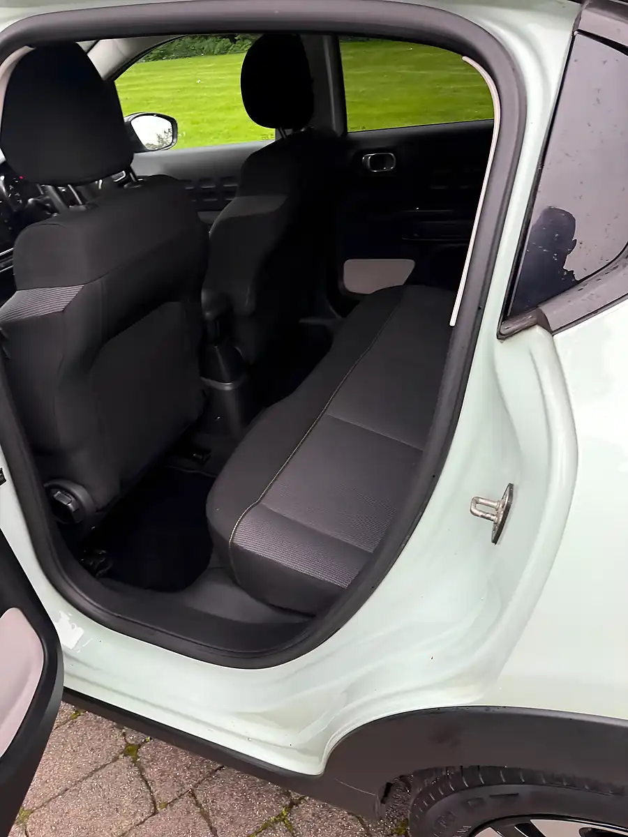 Used 2018 Citroen C3 Flair Green - Interior and Exterior details 18