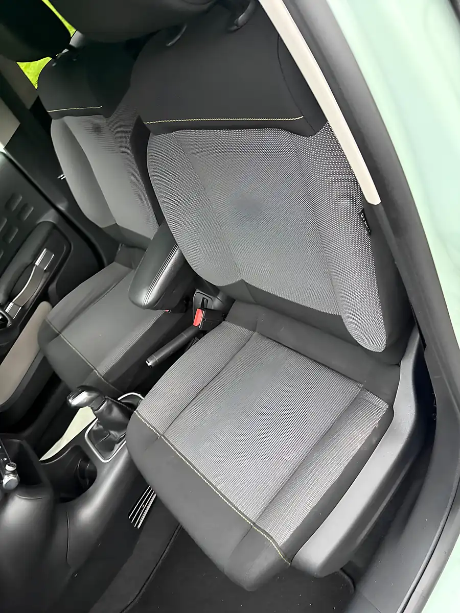 Used 2018 Citroen C3 Flair Green - Interior and Exterior details 20